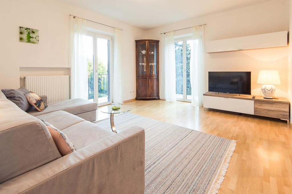 Apartamento Haus Dorfblick Caldaro sulla Strada del Vino Exterior foto